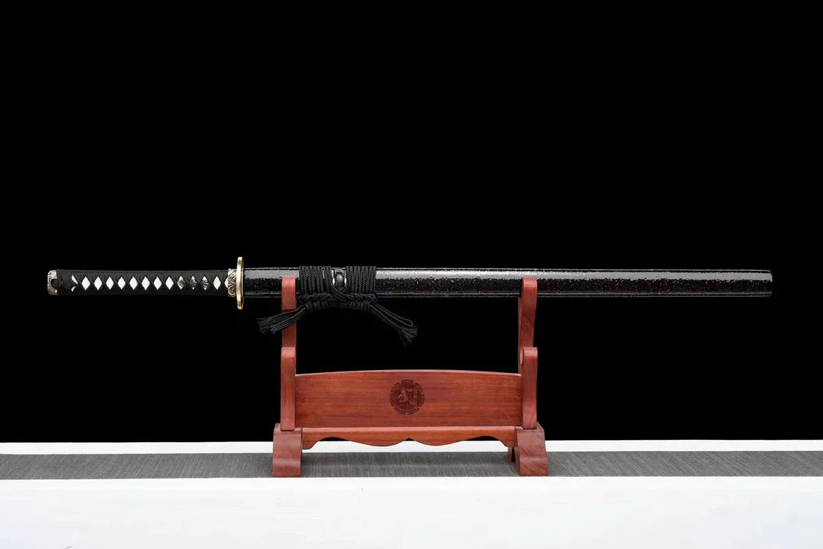 Chokutō VS Katana : Deux lames légendaires du Japon