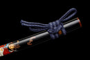 Katana Emaki — Acier T10, Poignée rouge, fourreau noir, motif guerrier, cordon bleu