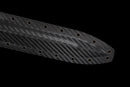 Épée Courte Carbon Viper — SK5, Poignée noire texturée, motifs géométriques, fourreau noir, motif fibre de carbone