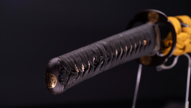 Sabre Antique Japonais Katana, avec Bo-Hi et Koshirae Kamon